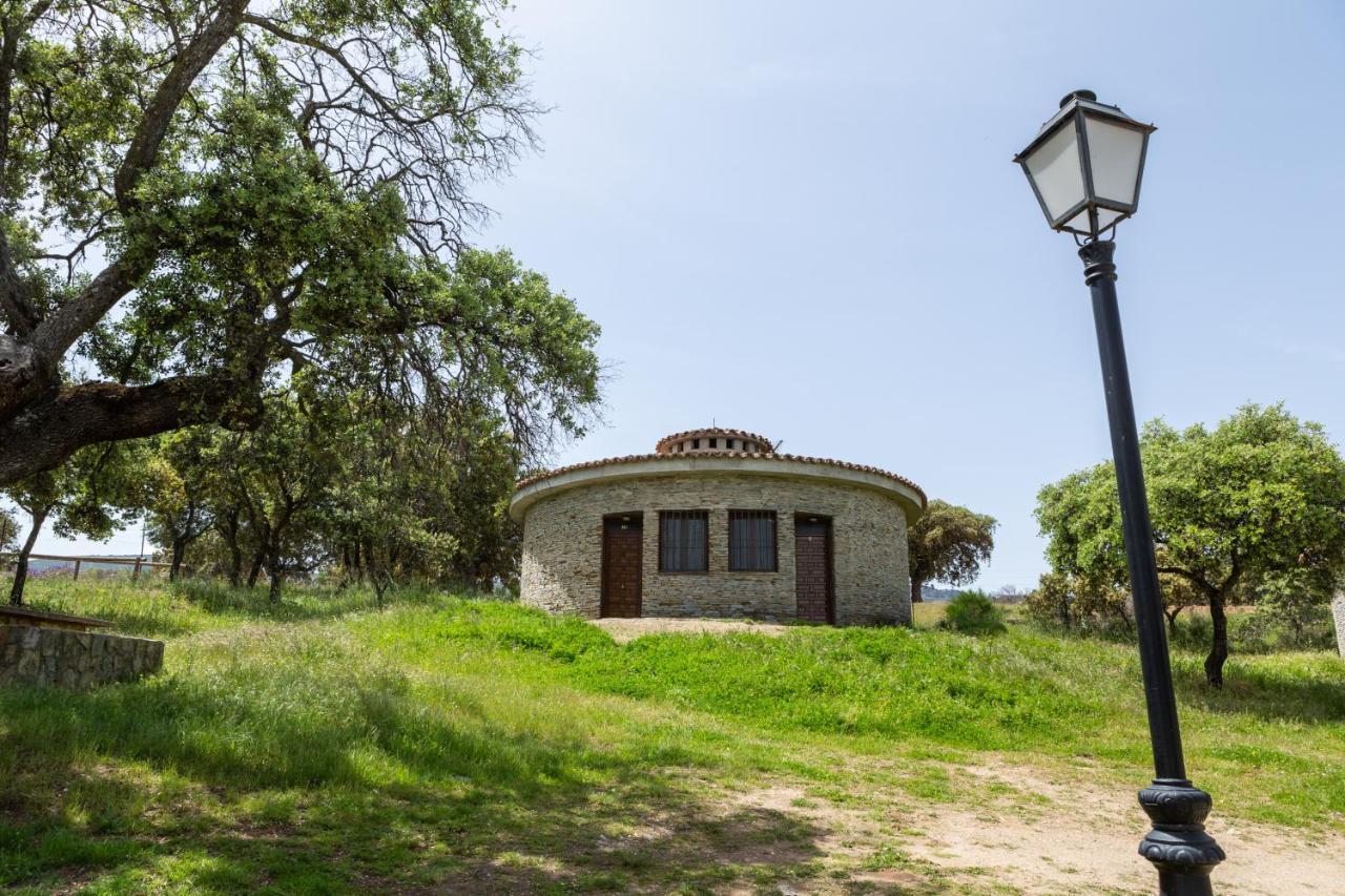 Carrascalejo Los Chozos Del Geoparque מראה חיצוני תמונה